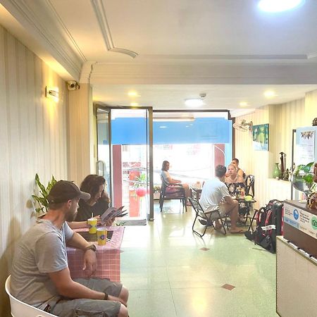 Giang Son Hotel江山民宿范五老区酒吧街胡志明市 Extérieur photo