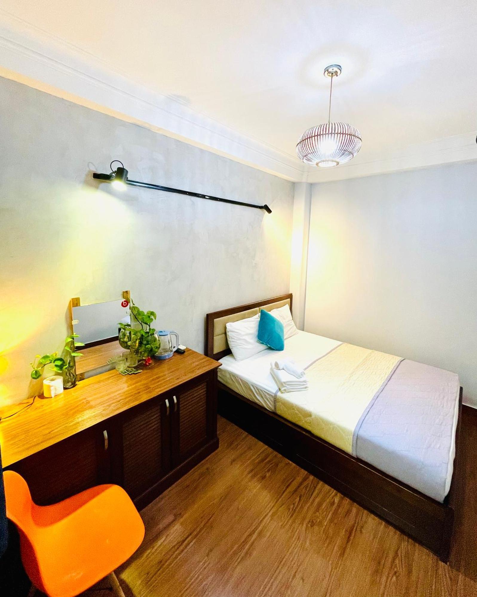 Giang Son Hotel江山民宿范五老区酒吧街胡志明市 Extérieur photo