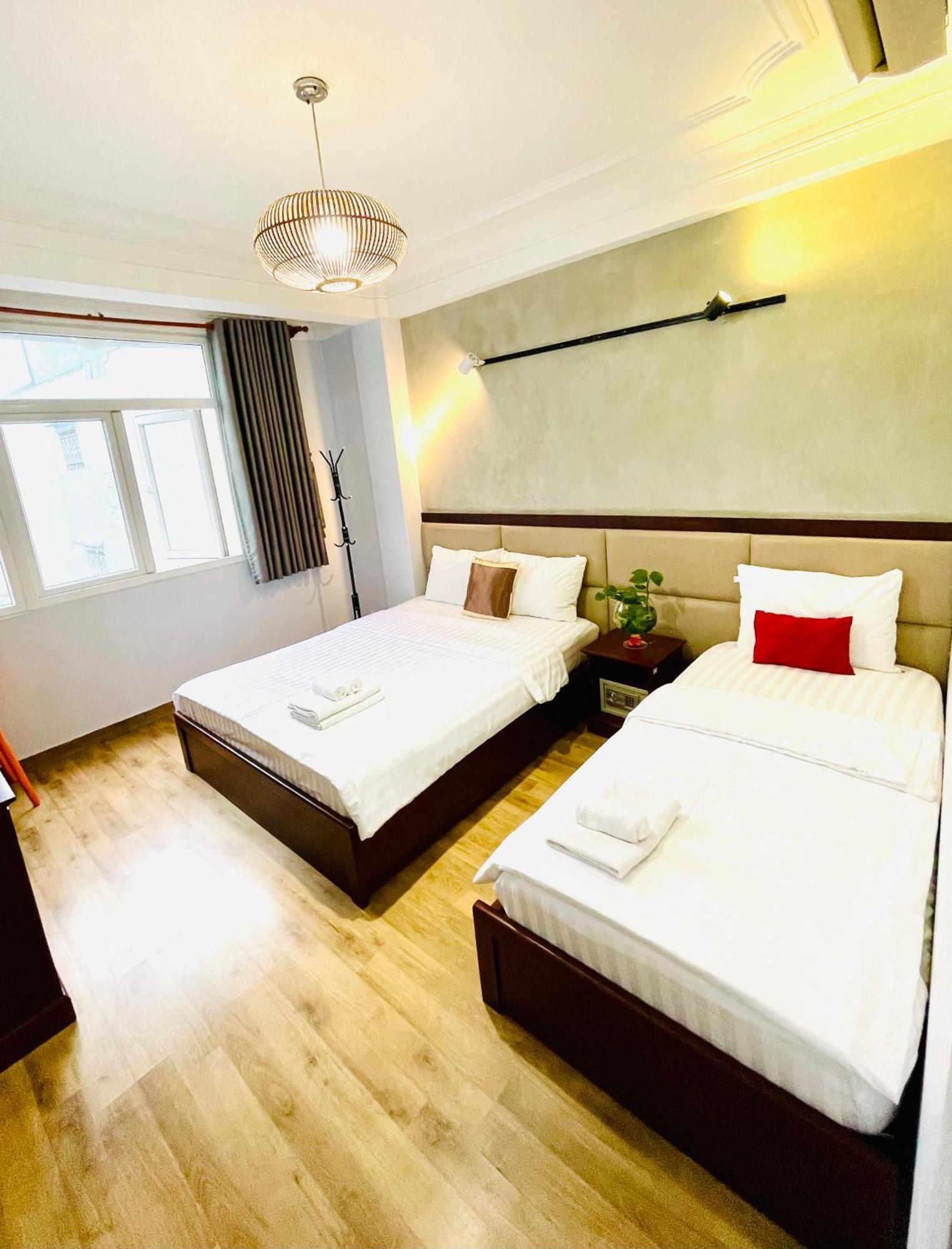 Giang Son Hotel江山民宿范五老区酒吧街胡志明市 Extérieur photo