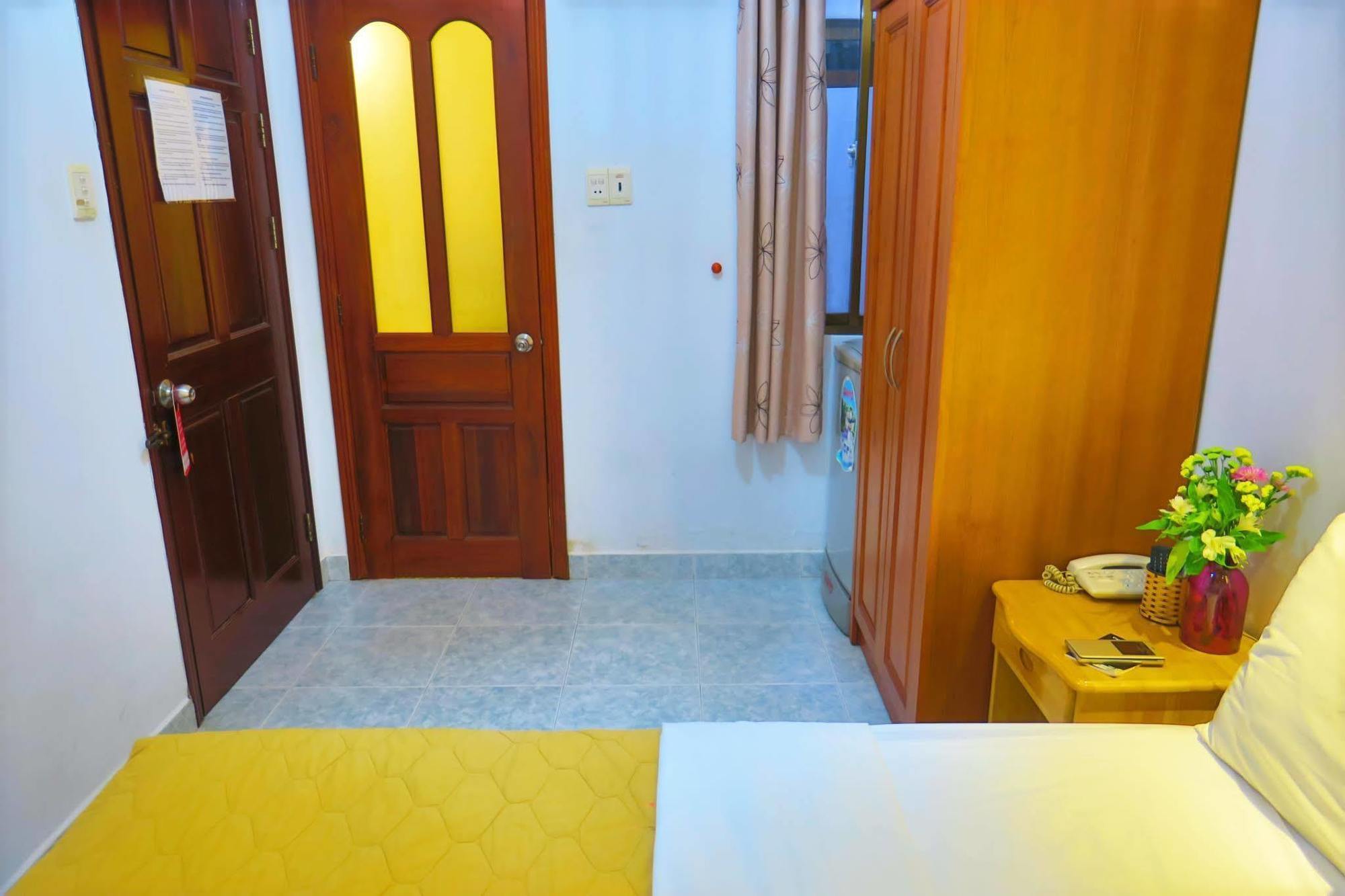 Giang Son Hotel江山民宿范五老区酒吧街胡志明市 Extérieur photo